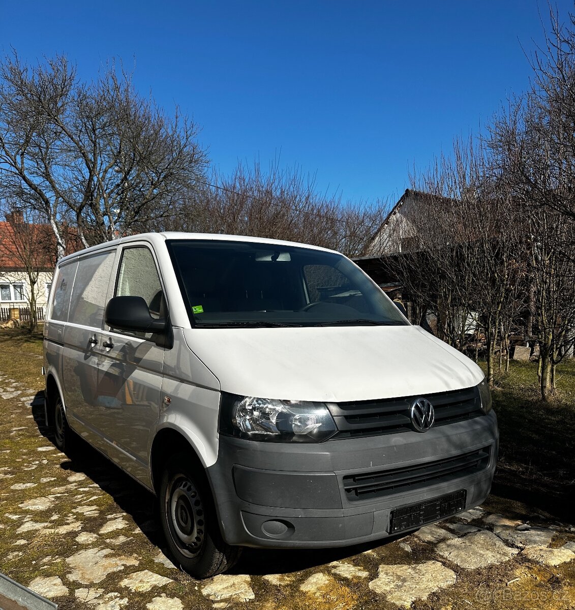 Vw T5 103 kW, dvoje posuvky,AC,Navi,BT tažné,2012 serviska
