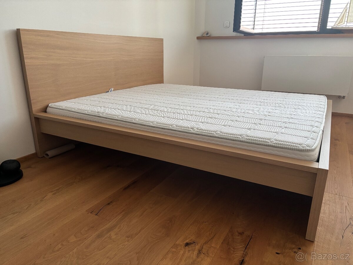 MALM rám postele + LURÖY lamelový rošt (180x200)