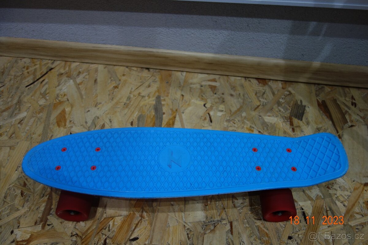 Skateboard