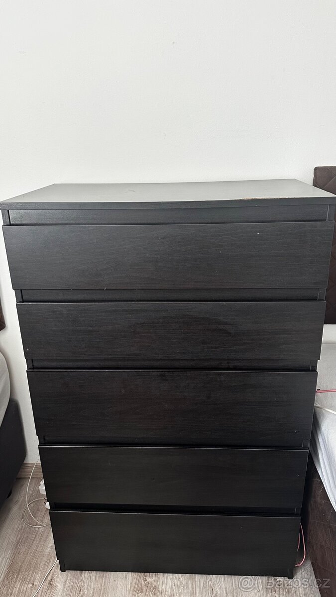 Komoda IKEA – 5 zásuvek, černohnědá