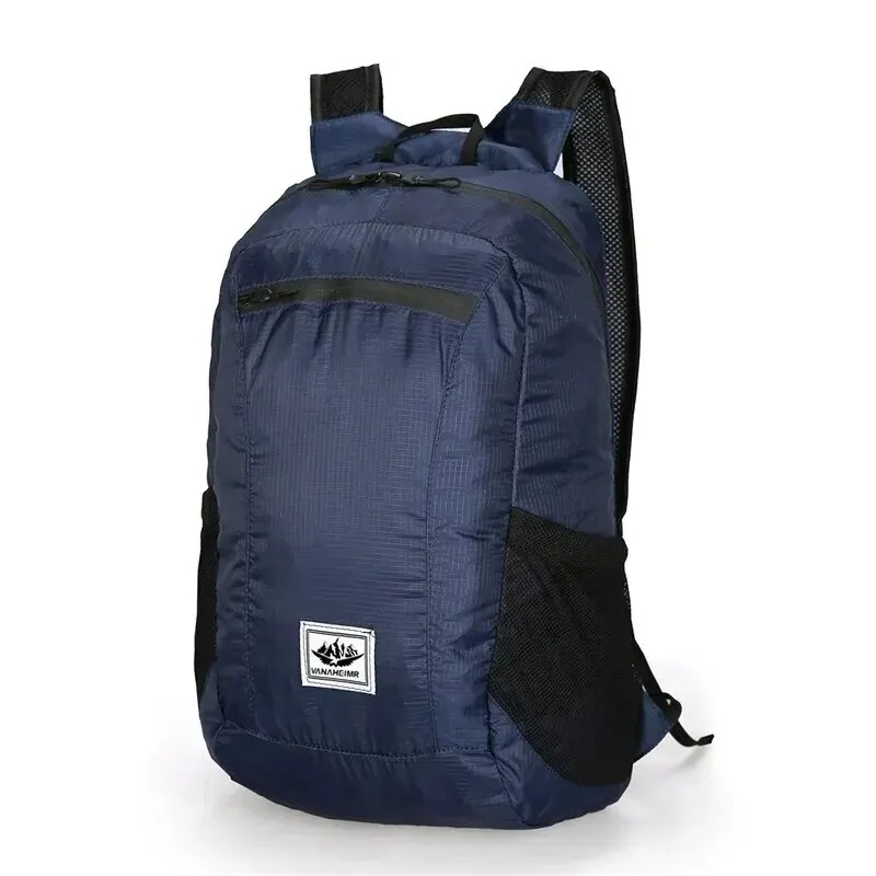 Batoh na cesty cca 20 l -