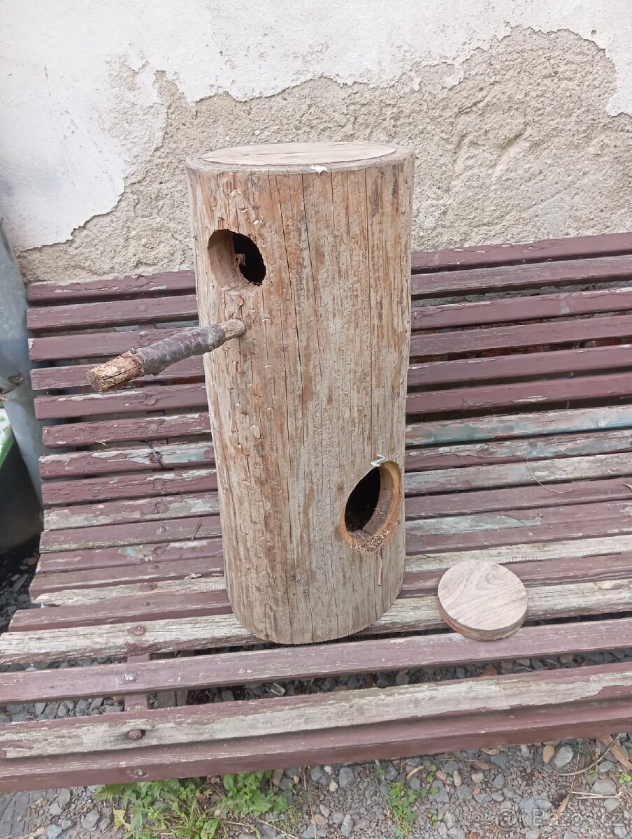 Budka pro papoušky