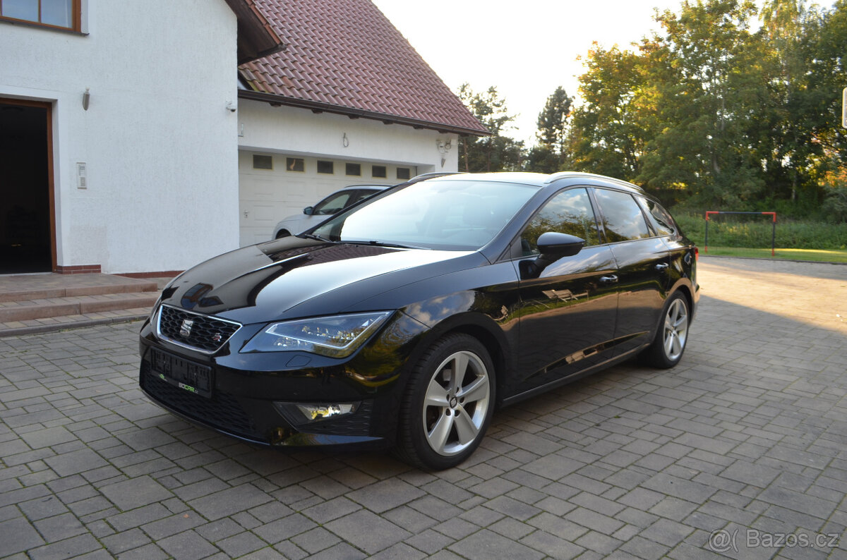 PRODÁM SEAT LEON 1.5TSI 150PS FR COMBI 2016 PANORAMA XEN,NAV