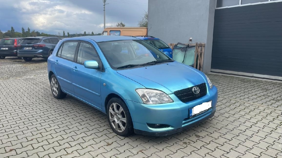 Toyota Corolla, 2.0 DIESEL 66KW // FOLIE //RV 5/2003