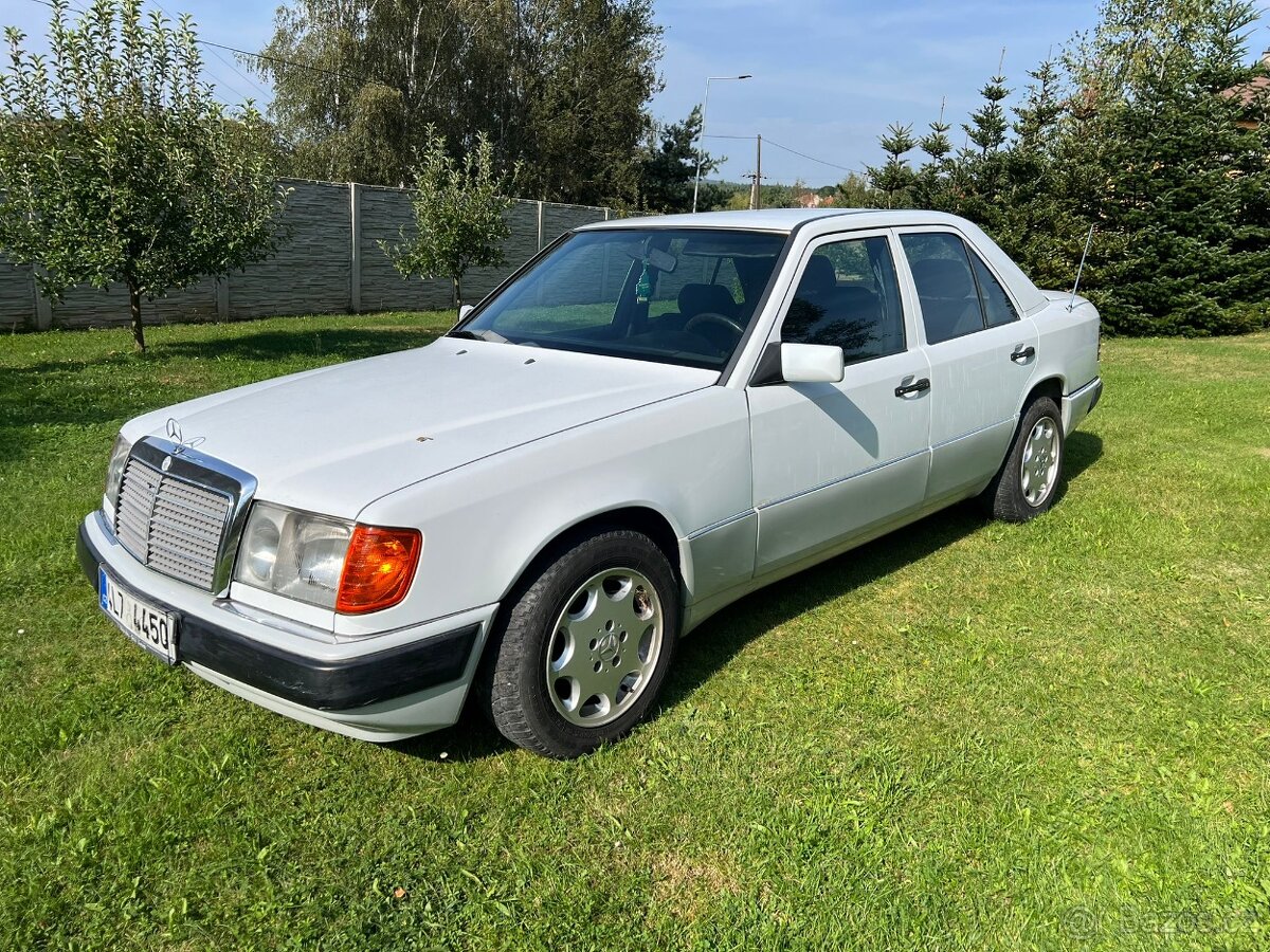 Mercedes-Benz 124 250D AUTOMAT