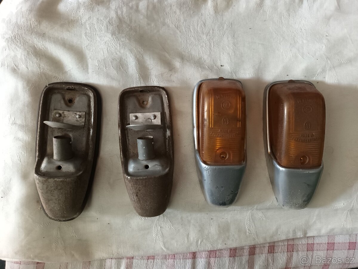 JAWA, ČZ - 4 ks blinkr na revmaplech