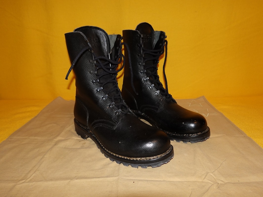 Originál Bundeswehr boty kanady "Kampfschuh 1977" vel. 44,5