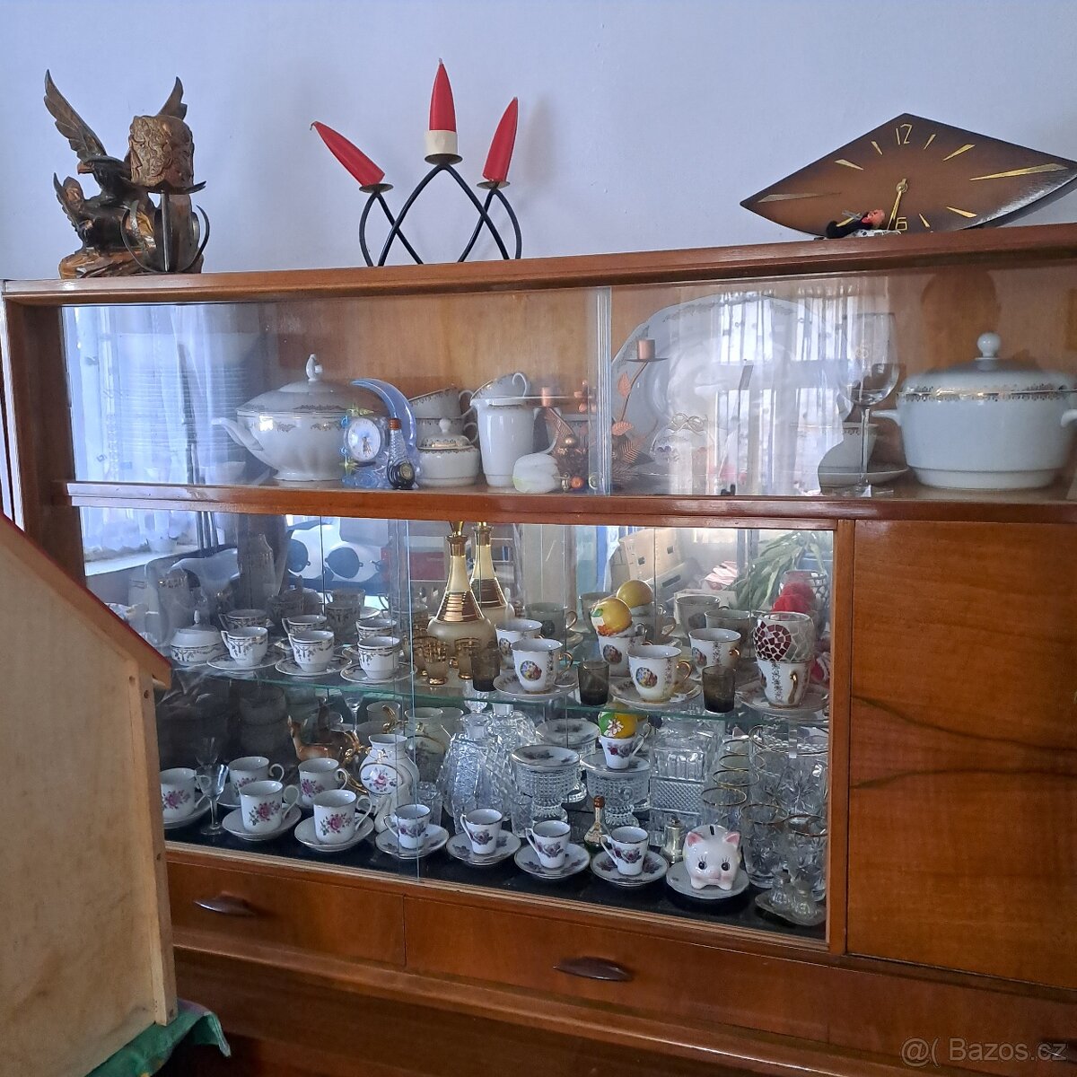 Porcelán starožitný nábytek sklo czechoslovakia