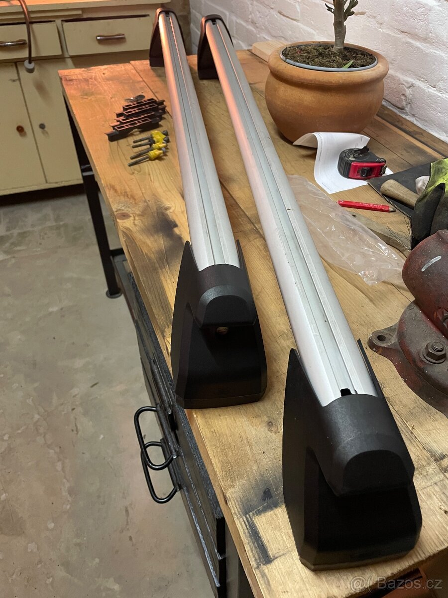 Střešní nosiče - příčníky Ford S-Max