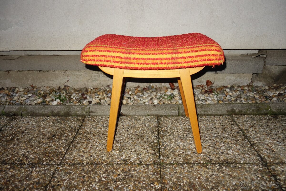 Retro stolicka Brusel