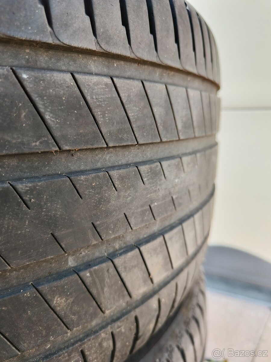 letní pneu Continental 275/40 R20