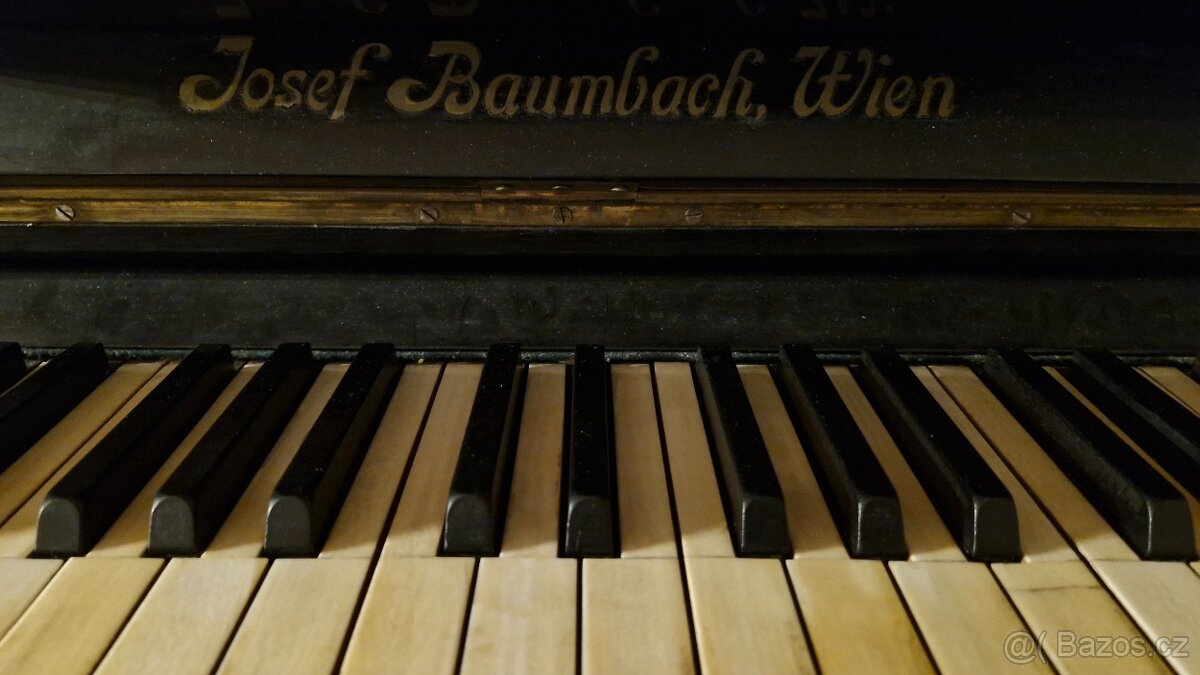 Piano Josef Baumbach