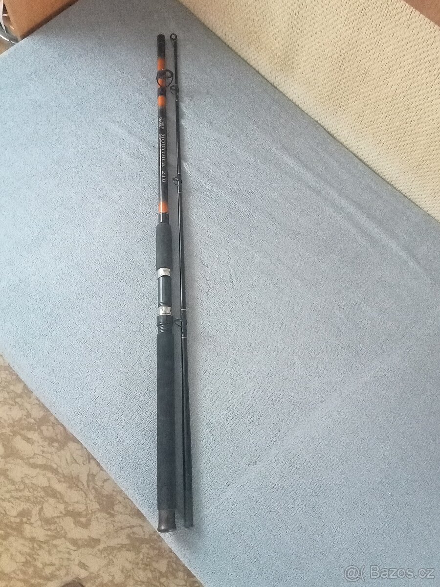 Rybářský prut na sumce