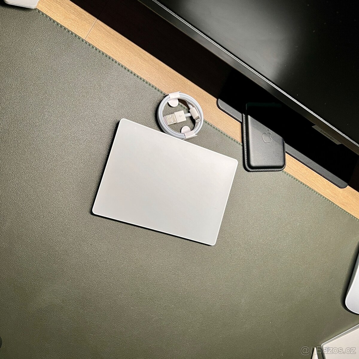 ZÁRUKA Apple Magic Trackpad 2 (bílá / stříbrná / silver)