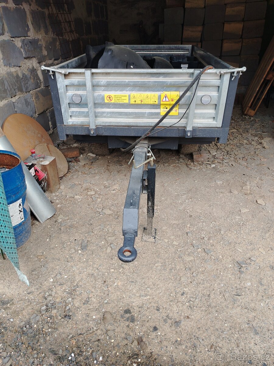 Prodám vlek za malotraktor.