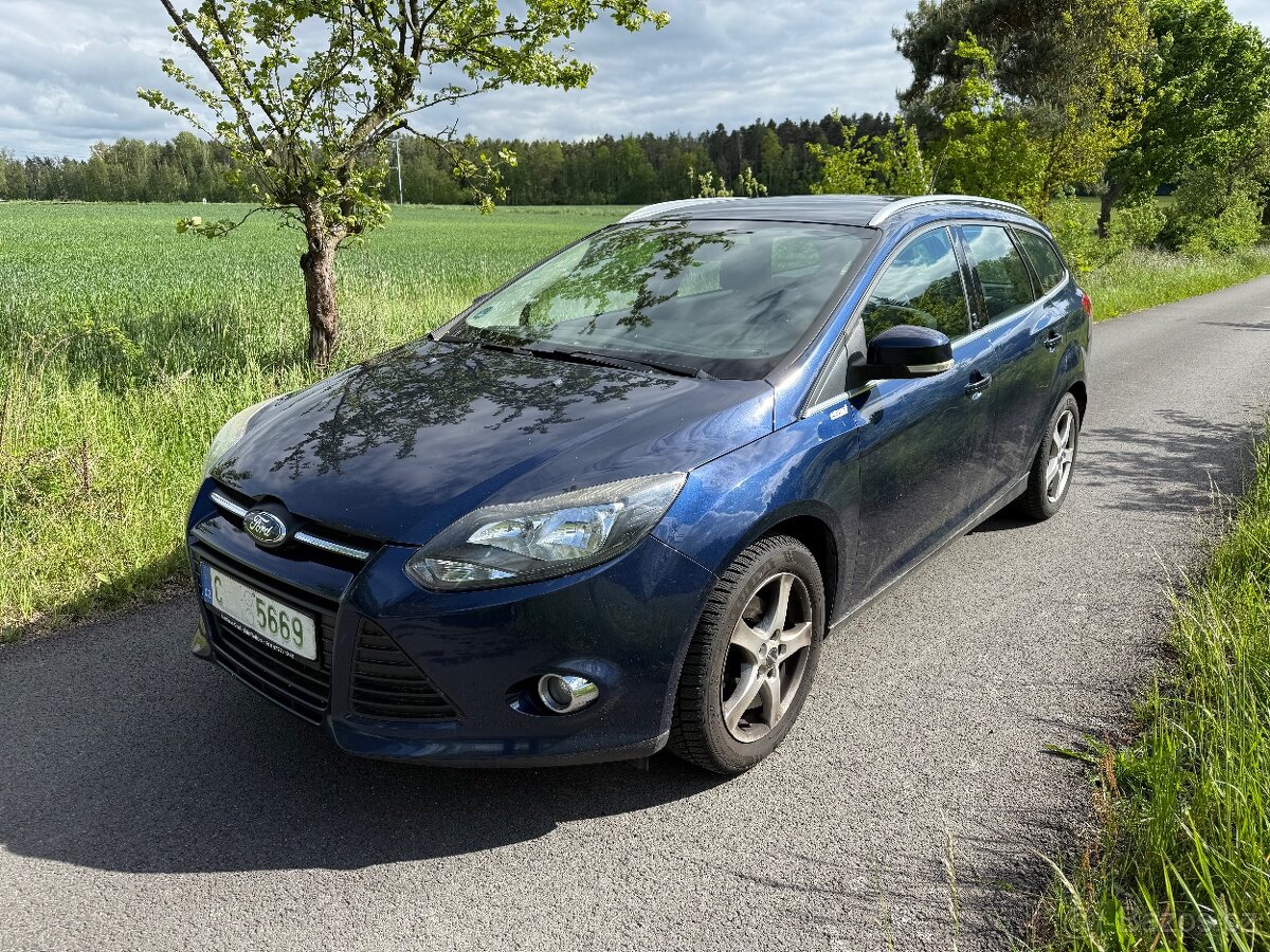 Ford Focus III. Kombi 1,6Ti-VCT 92kW Champions League/KROUPY