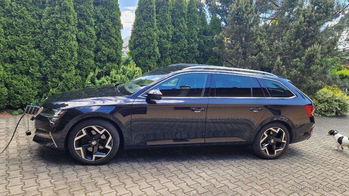 Škoda superb combi 1,4 iV style, DCC, DSG, ACC,Tažné
