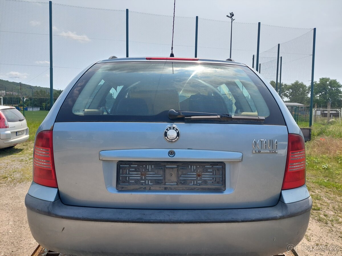 Škoda Octavia 1 combi páté dveře