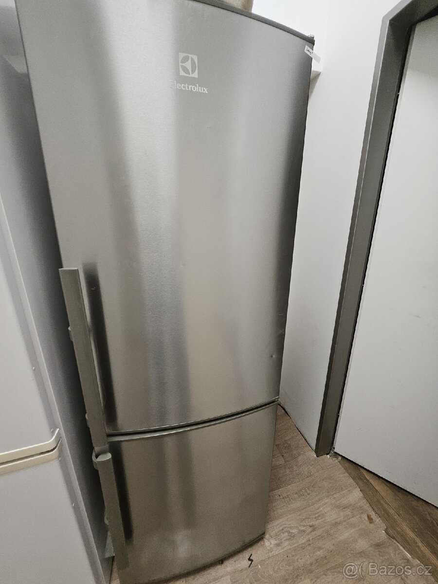 Lednice elecrolux