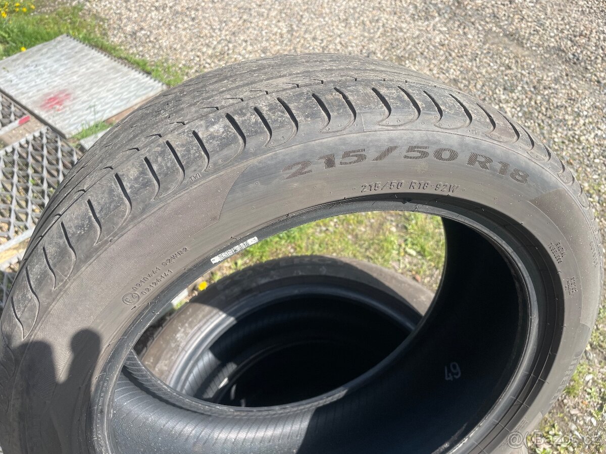 Prodám PIRELLI 215/50 R18