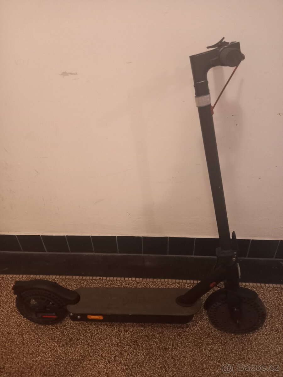 Elektrická koloběžka Sencor Scooter Two ZÁNOVNÍ