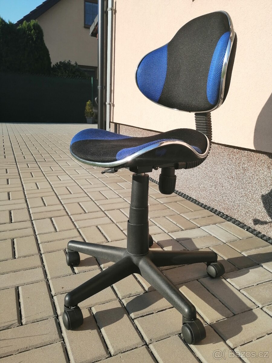 Prodám kancelářskou, studentskou židli.