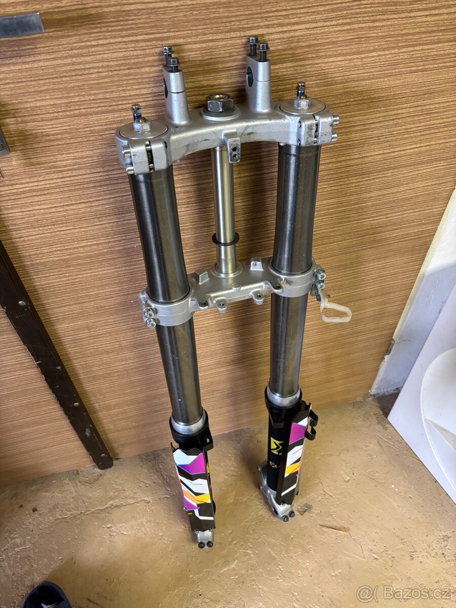 tlumiče na Yamahu yz 125 1997