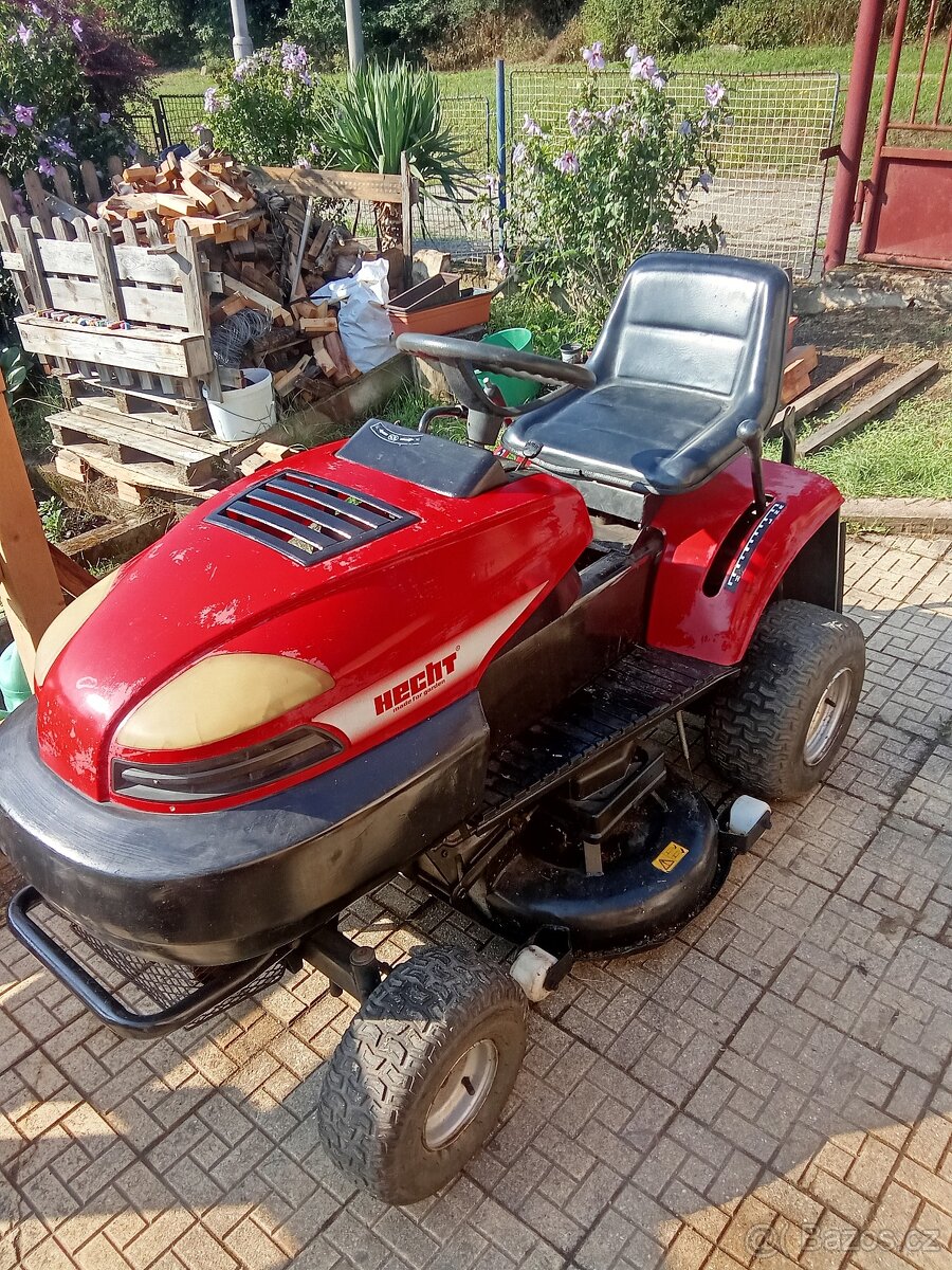 Zahradní traktor HECHT