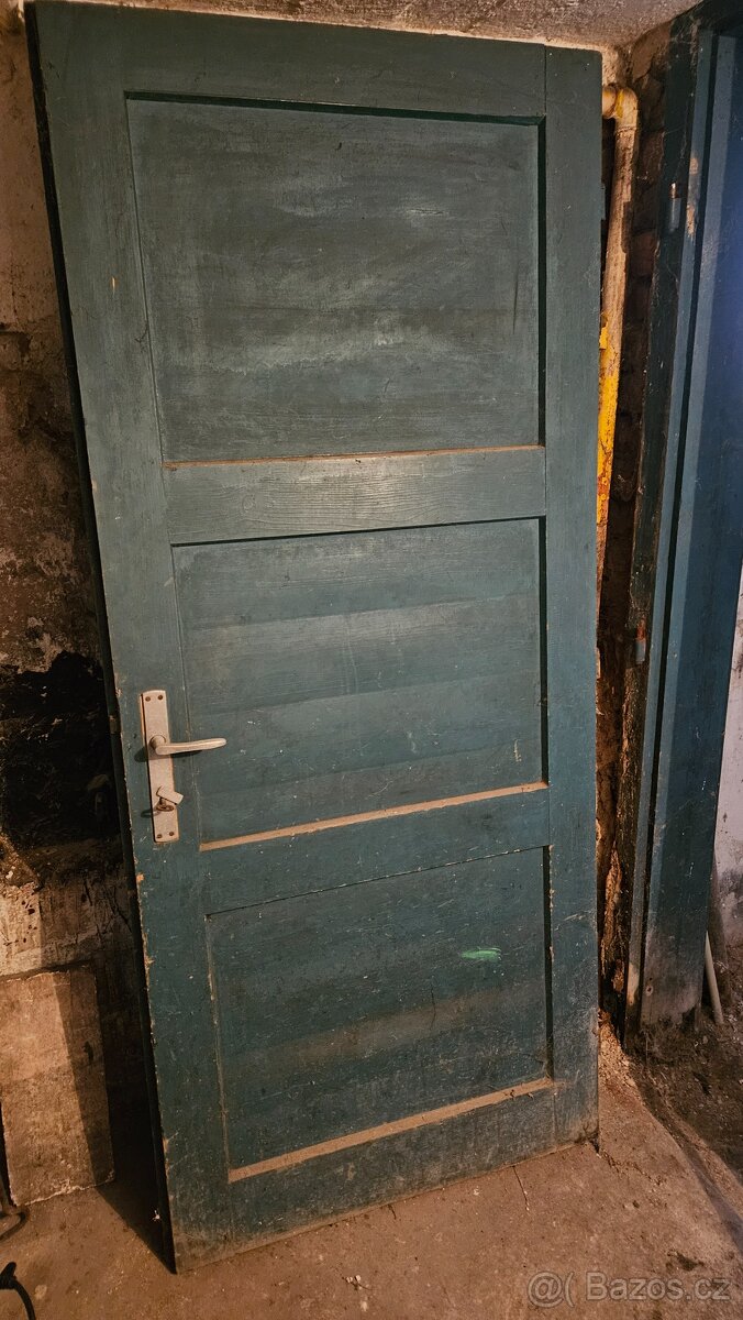 Dveře 80 cm levé