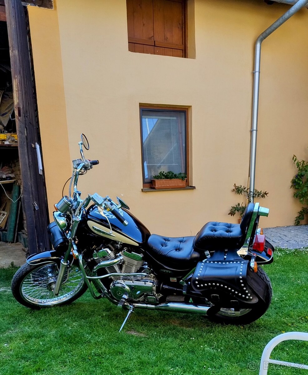 Suzuki Intruder VS 800 GL r.v. 98