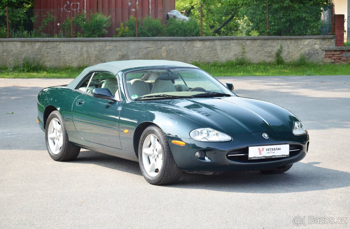 Jaguar XK8