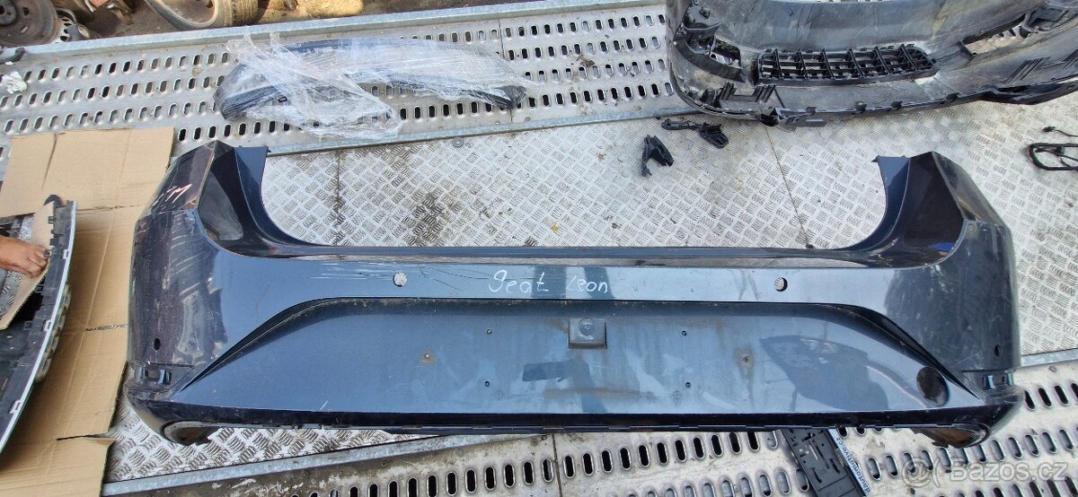 Zadni naraznik seat leon 5FE