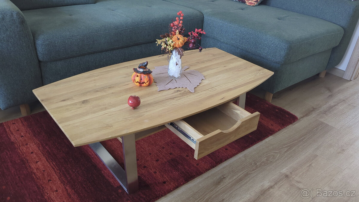 Konferenční stolek