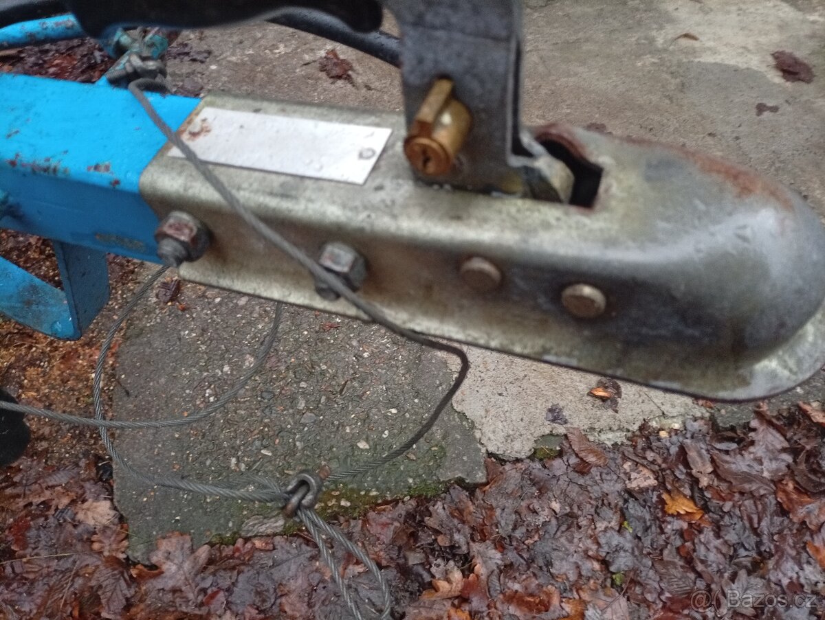 Přívěsný vozík v dobrém stavu