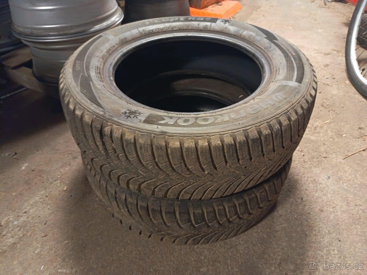 195/65 R15 zimní pneu 2ks Hankook 6-6,5 mm