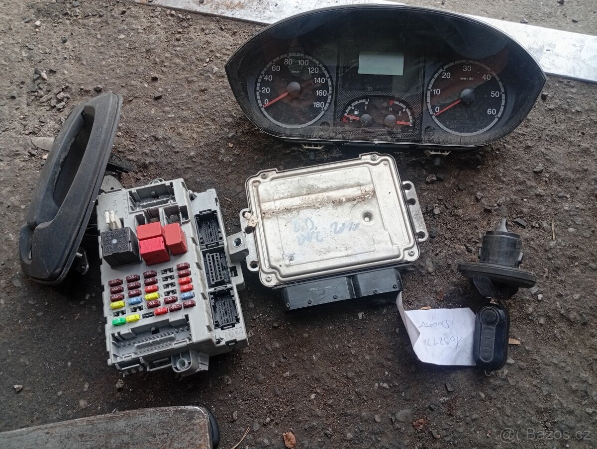 FIAT DUCATO 2,3HDI,RV 2010 POČÍTAČ SADA NA RV 2006-2012