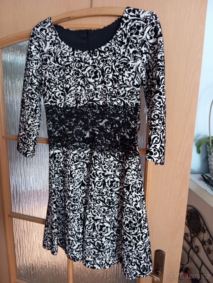 Šaty vel S