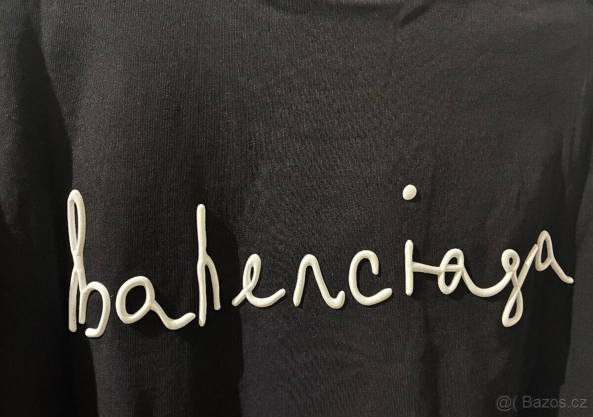 Balenciaga triko, vel L.