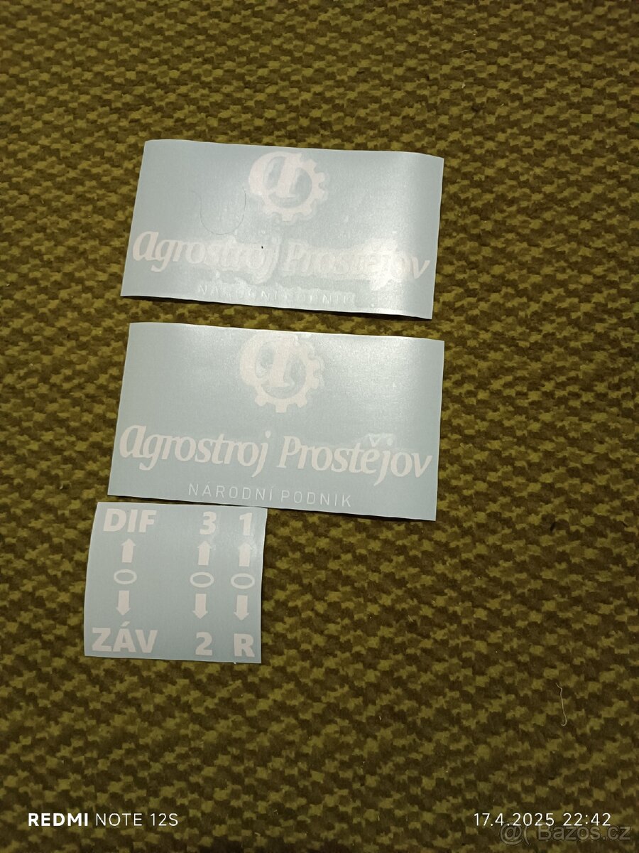 PF 62 Samolepky Agrostroj Prostějov a řazeni