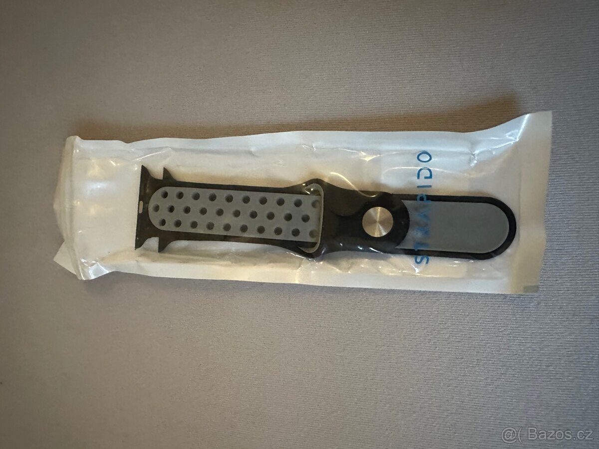 Náhradní náramek Apple Watch 9