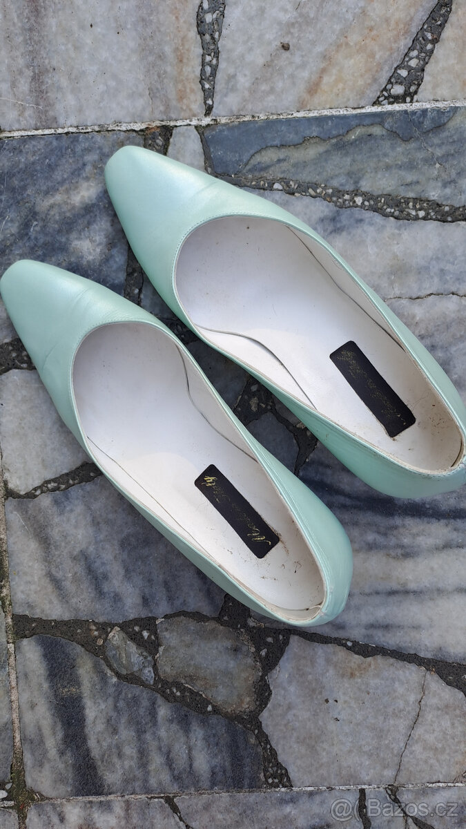 Dámská obuv vel 38