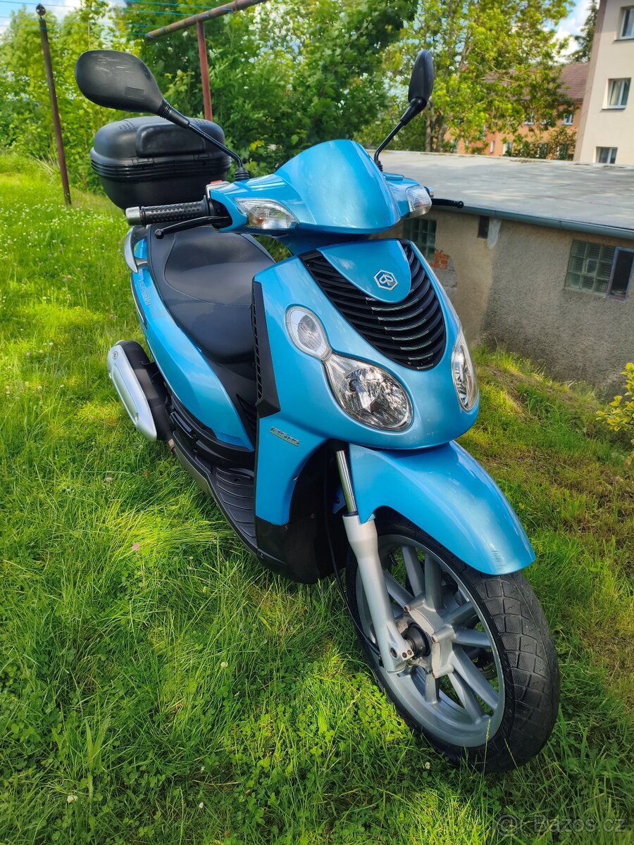 Piaggio Carnaby 125es