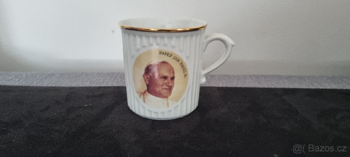 Porcelánový hrnek