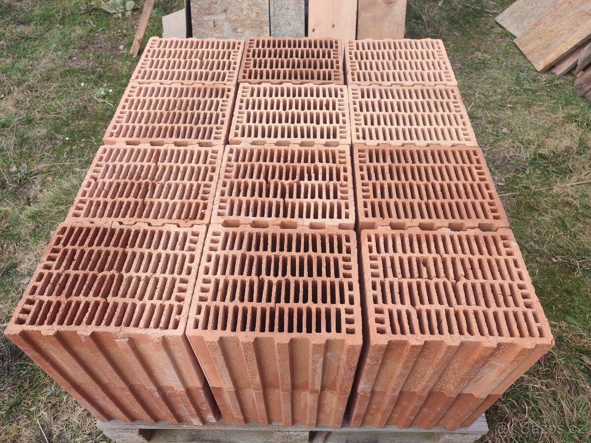 Broušené cihly 30