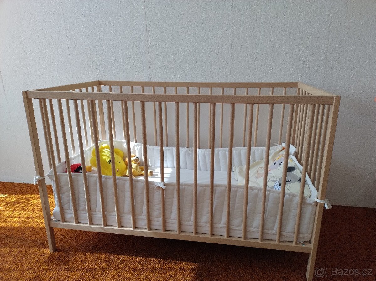 dětská postýlka SNIGLAR IKEA