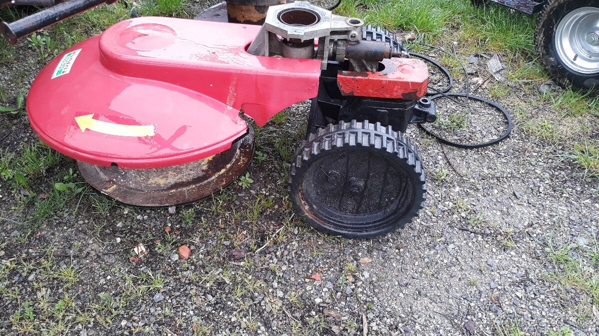 Bubnova sekacka BDR 550