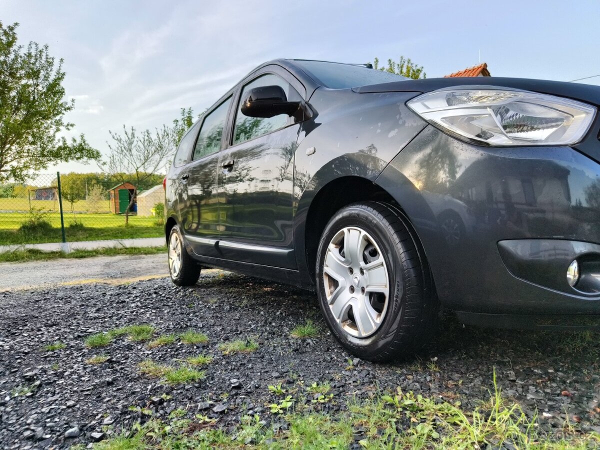 Dacia Lodgy 2/2019, 1.6 benzín, naj. 59tis, technická 2/2027