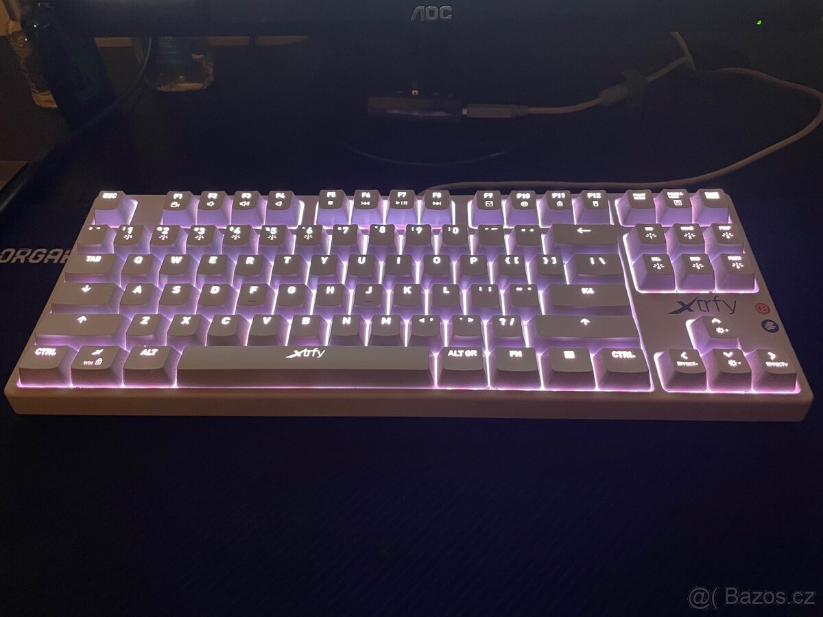 xtrfy K4 TKL RGB White