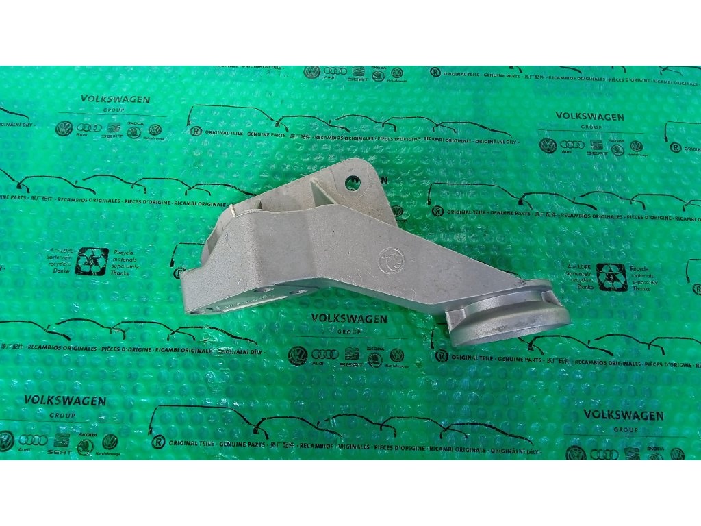 držák motoru Škoda Felicia 1.6 , 1.9d 6U0199186