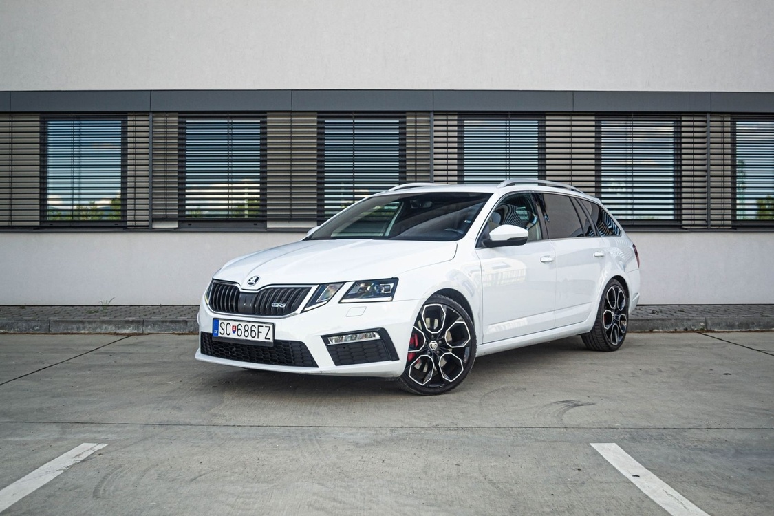 Škoda Octavia Combi 2.0 TSI RS 230 DSG